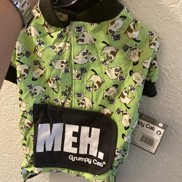 Pet Pijamas Brand New Grumpy Cat - Picture 3 of 6